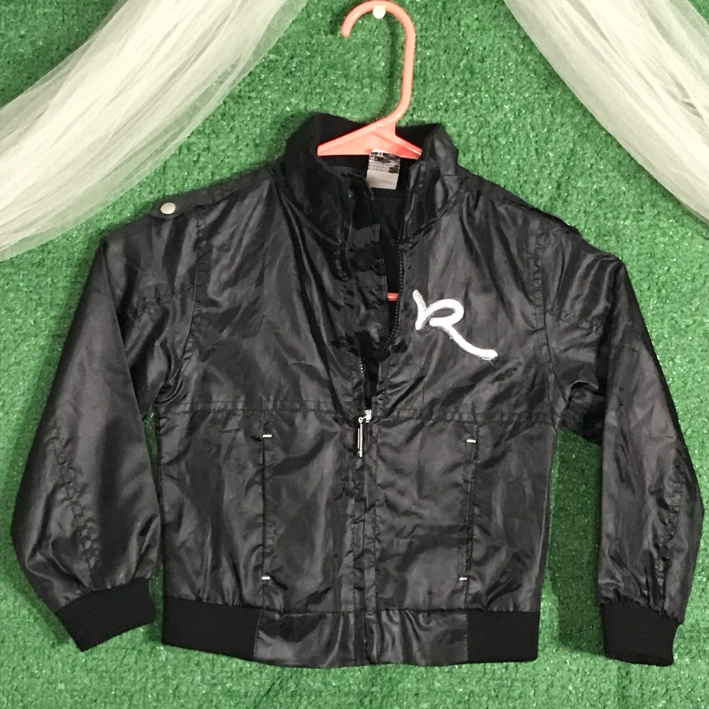 Black Rocawear wind jacket size 3T